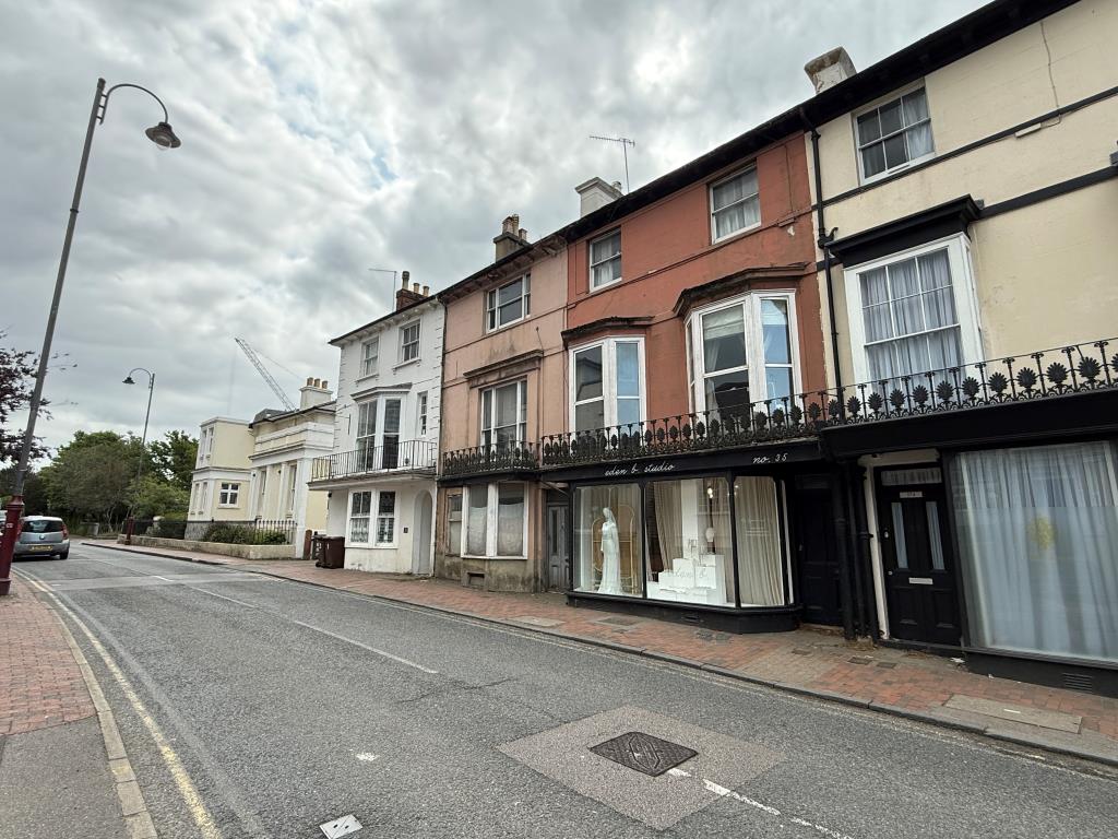 Lot: 90 - FREEHOLD COMMERCIAL INVESTMENT PLUS GROUND RENT INCOME - View towards Commercial Investment with Ground Rents